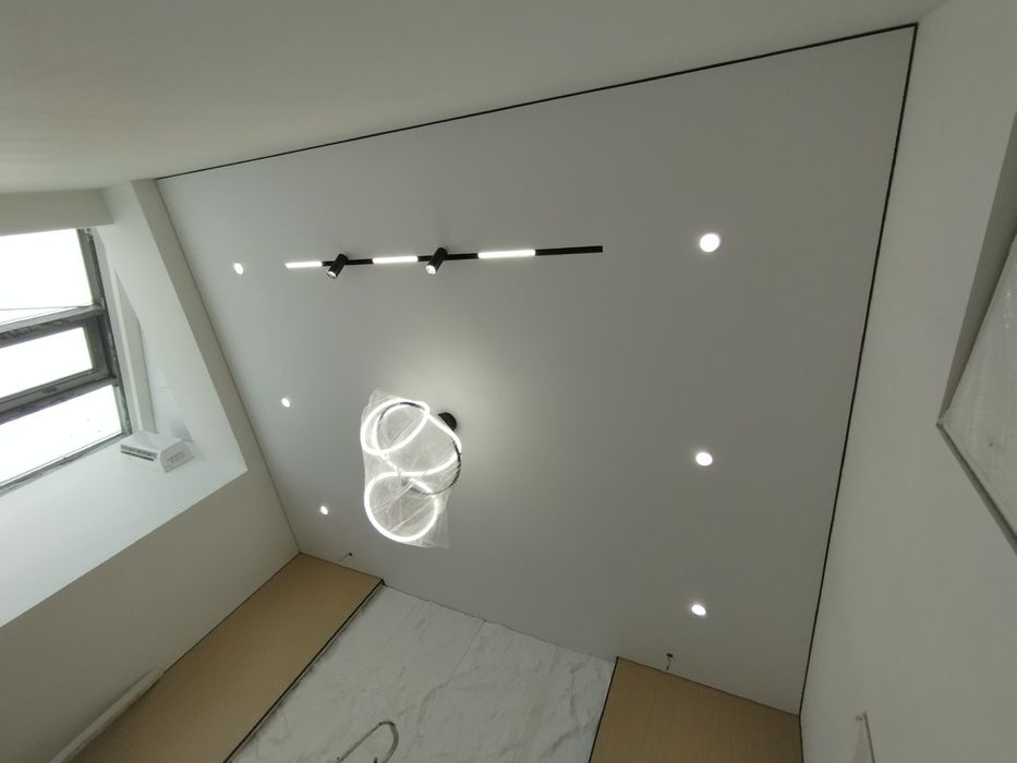 Натяжные потолки