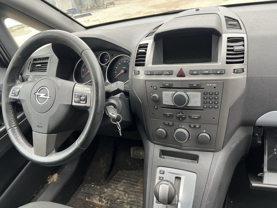 Зафира Б 1.9 дизел  150 кс