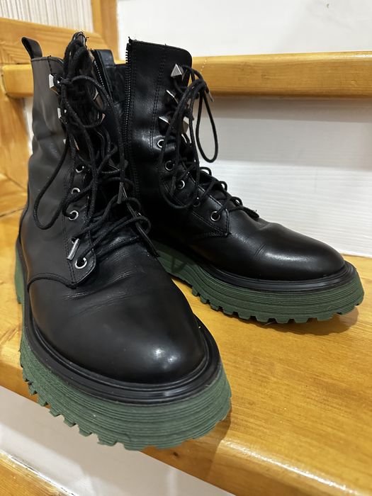 Продам кожанные ботинки.