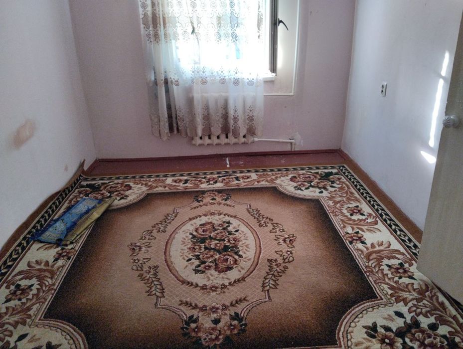 Sergeli stroitilda 12 metro bekatda 2 xonali uyimni ijaraga beraman.