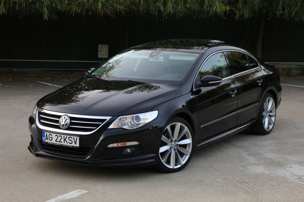 VW Passat CC R-Line / Panoramic / Distronic / Linie Assist / Lugano R19 / 5 Locuri