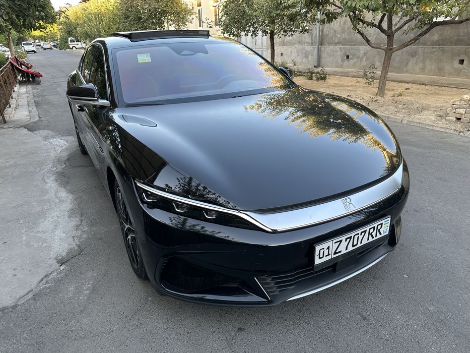 BYD Han 635 km Restyling 2025/26 Rangi qoraga/jigarrang salo’n