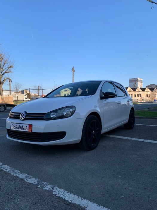 Volkswagen Golf 6 An 2011 Alb Benzina EURO 5 1.6 MPI 102 cp Confortlin