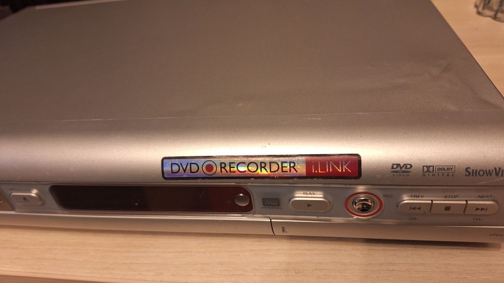 DVD video player/ recorder Philips  DVDR615/00