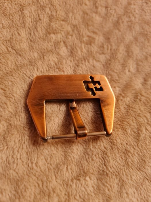 Бъкъли, катарами, токи - каишки за часовници / Custom Buckles