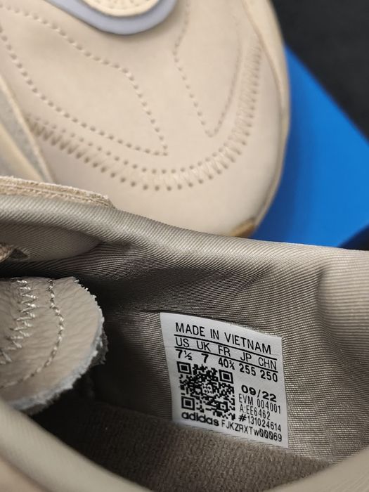 Adidas Originals Ozweego culoare bej nisipiu mărimea 40 2/3 noi originali
