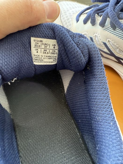 Кросовки asics оригинал