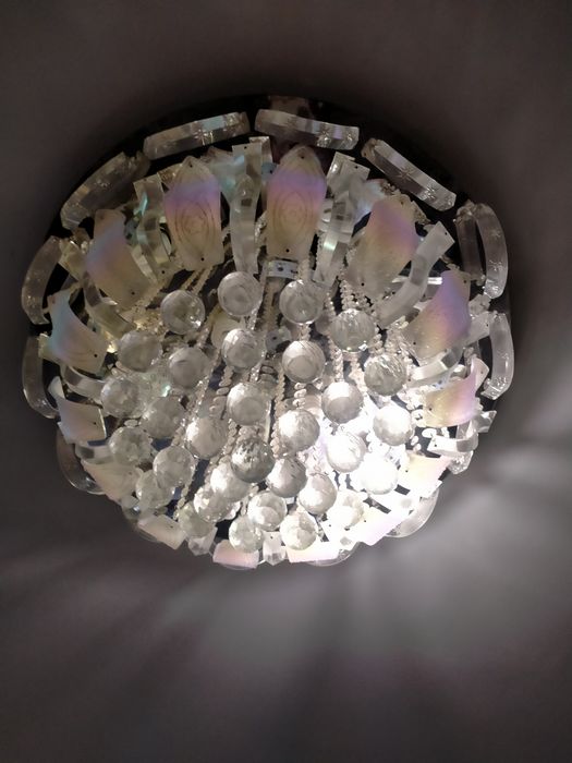 Люстра круглая потолочная