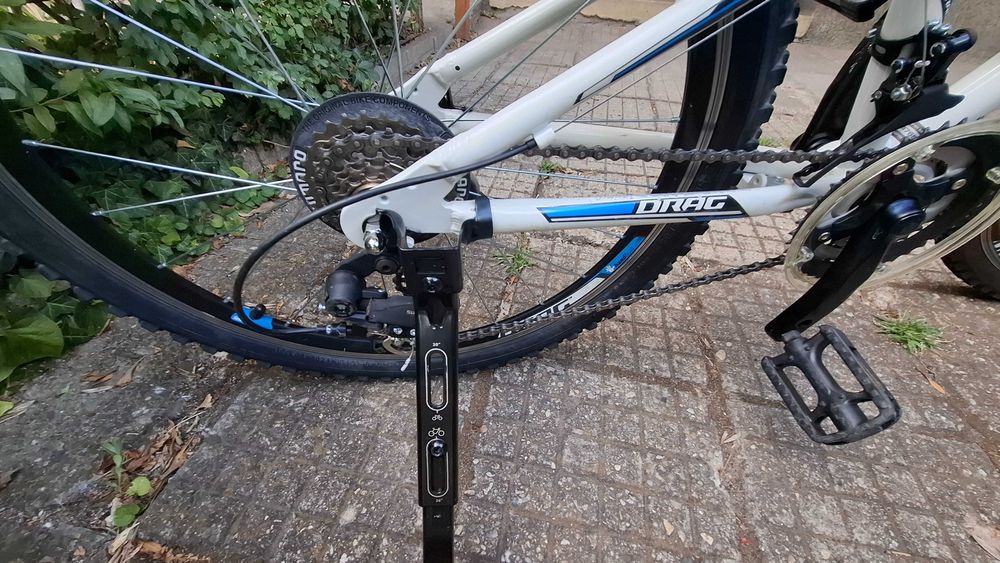 Продавам 2 броя детски велосипеда 24"