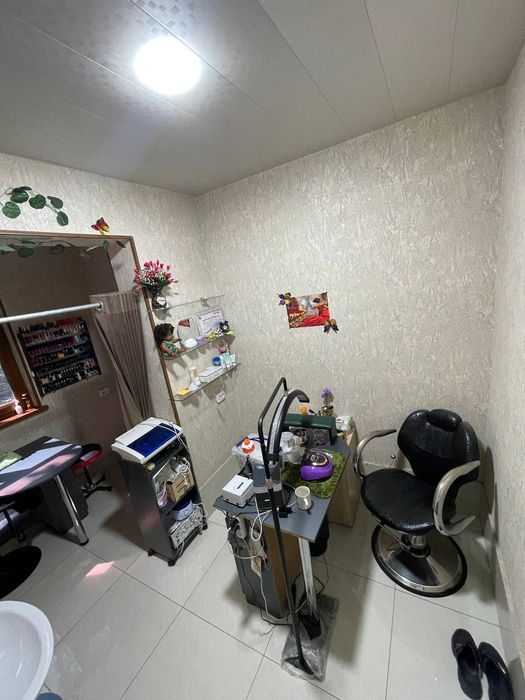 Лисунова таер бизнес 1-линия 52м²{2/1/4}Нежилой квартира сотилади