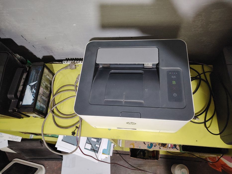 HP color laser 150 nw