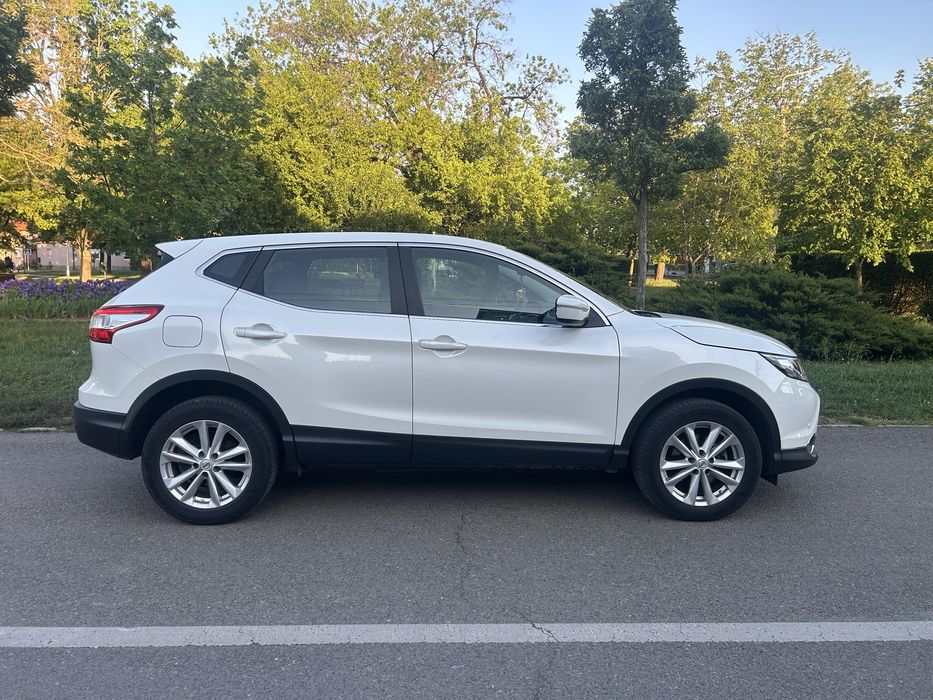 Nissan qashqai 1.6 dci 130 cp, 4x4, full led,an fabr 2014,euro5