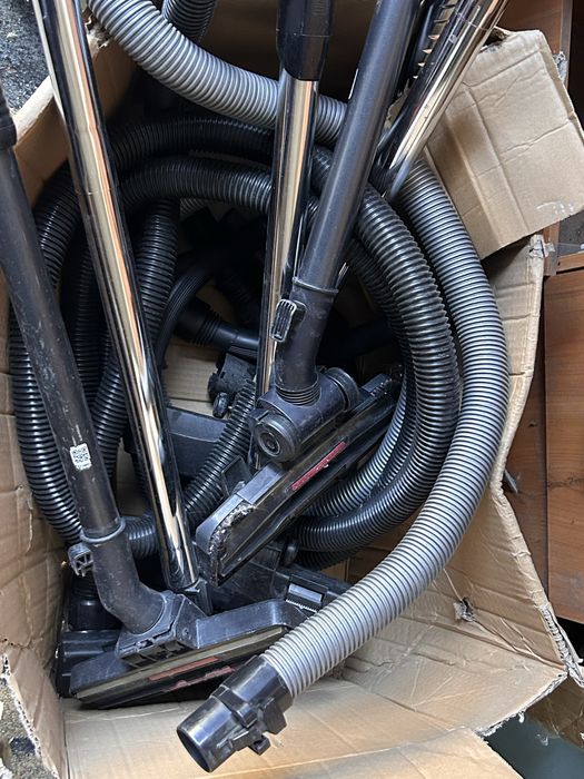 Продам пылесосы на запчасти