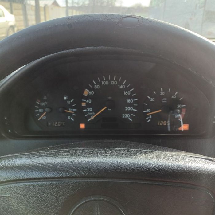 Dezmembrari  Mercedes-Benz C-CLASS (W202)  1993  > 2001 C 220 D Motor