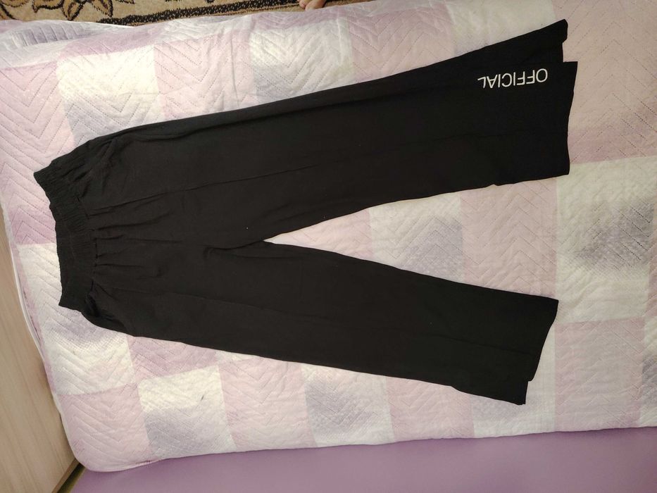 Спортен панталон за момиче