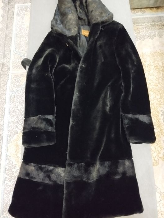 Шуба зимняя, отличное состояние и качество