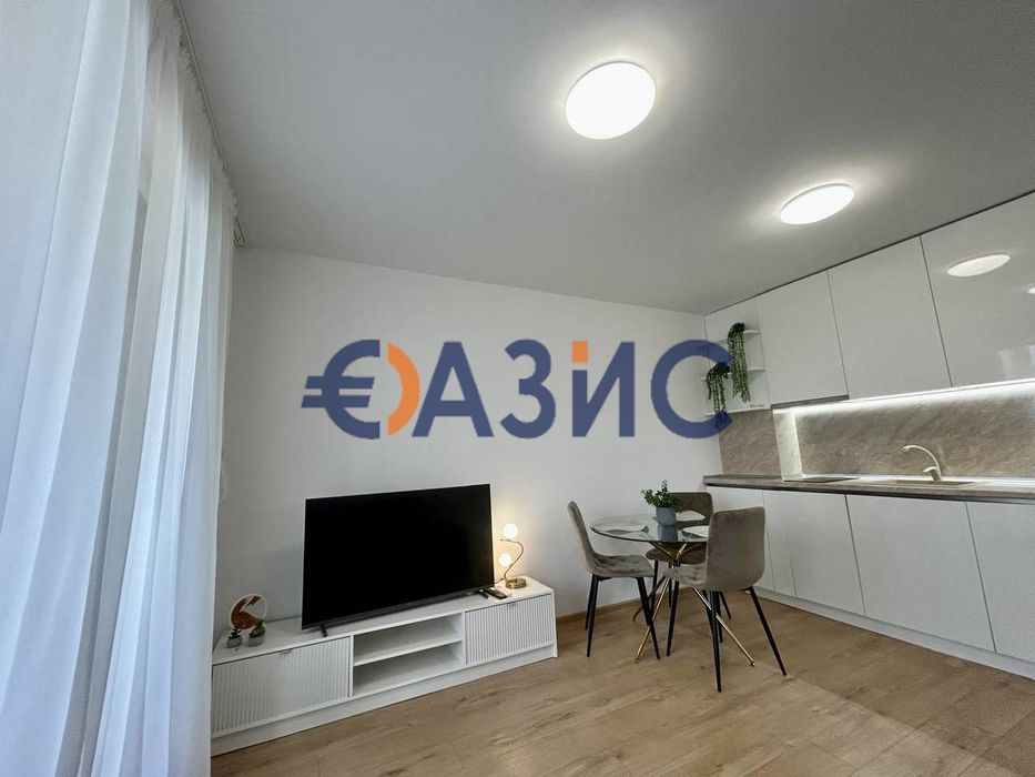 Продава се Двустаен апартамент в к.к. Слънчев бряг - 52 кв.м за 1902 €/кв.м - Снимка #6