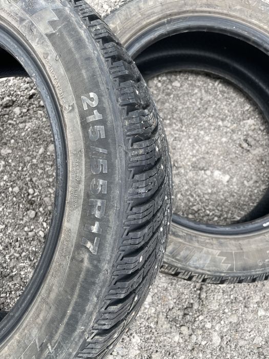 Продам шины зимние 215/55/17