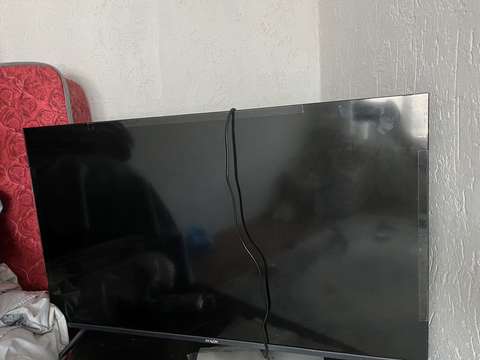 Телевизор б/у на запчасть