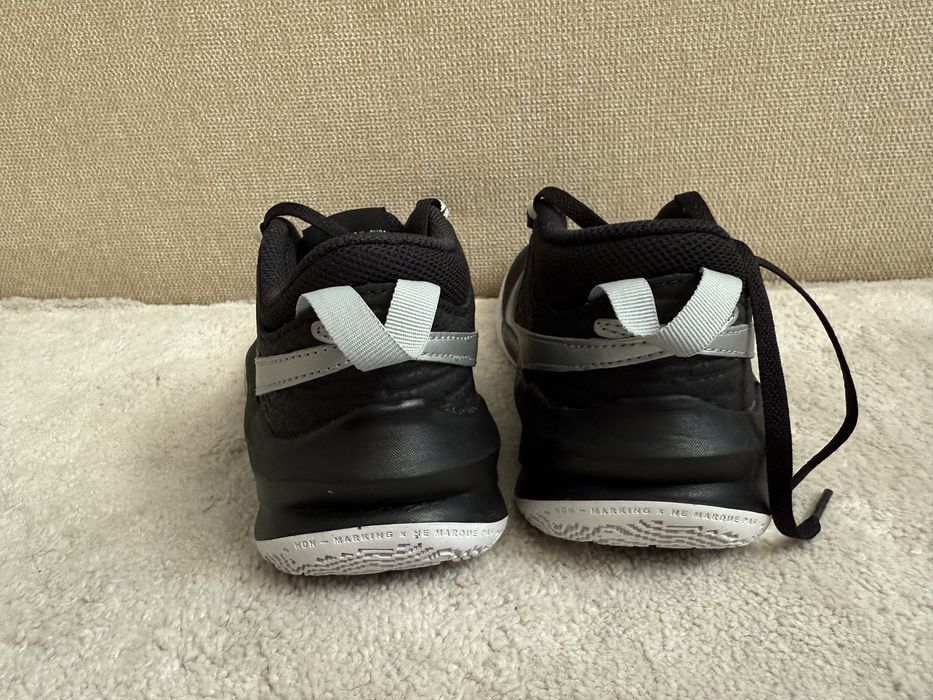 NIKE баскетбол Дамски/ детски Nike Team Hustle, номер 37,5