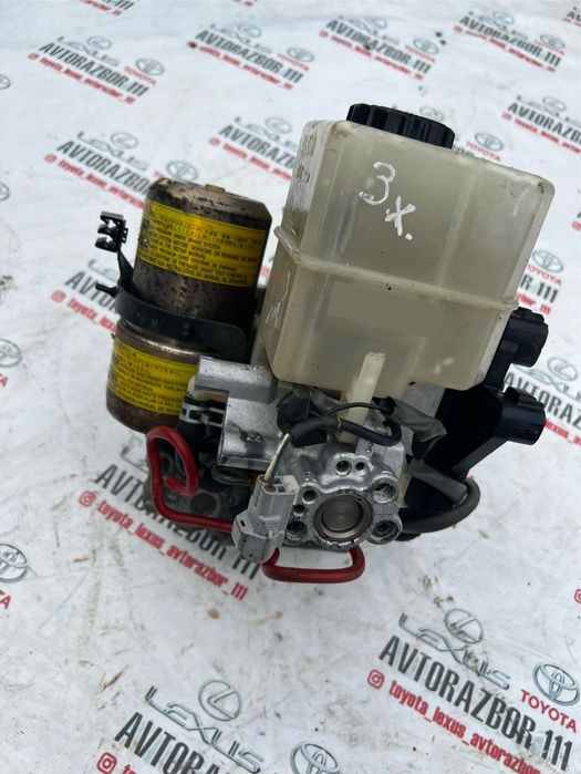 Блок ABS  TLC 100, LX470