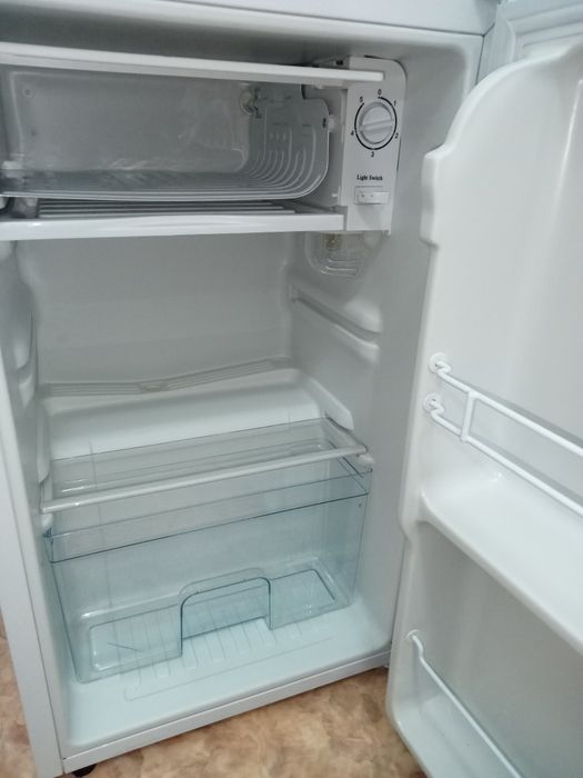 Холодильник маленький