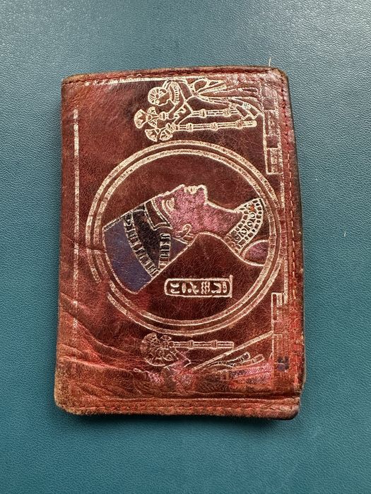 Бумажник из Египта