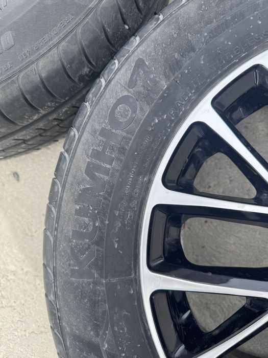 Диски r15 на Kia и 2 покрышки
