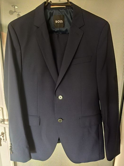 Costum Hugo Boss