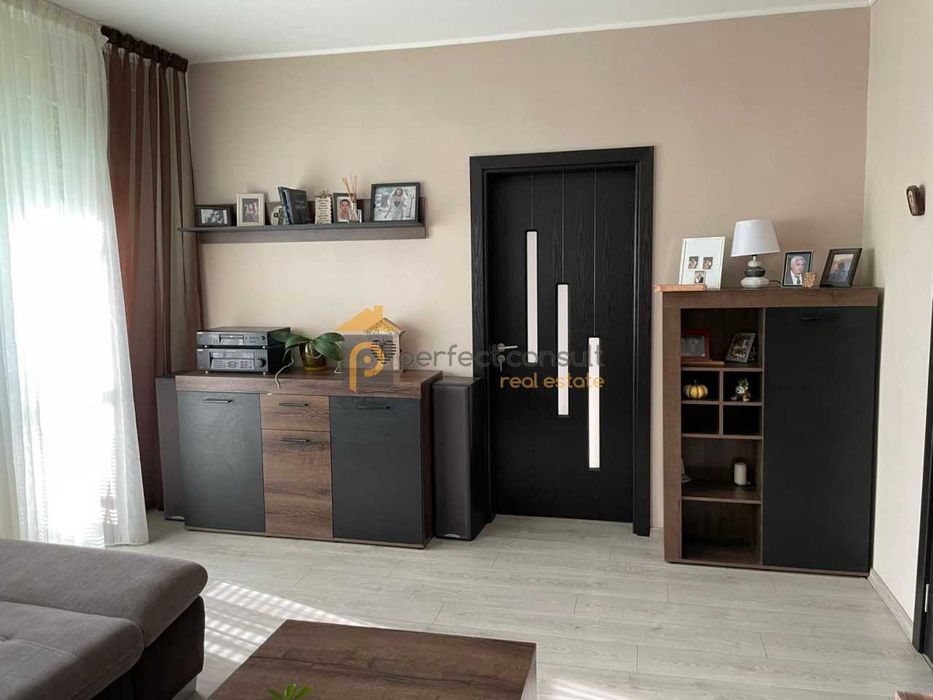 Тристаен апартамент в Гагарин