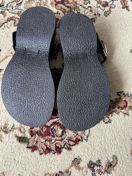Женские сандали, новые