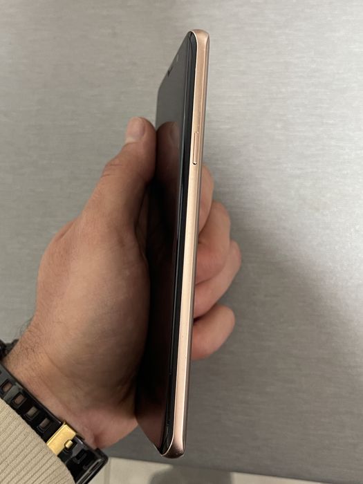 Samsung Galaxy S9 Plus (S9+) – 64GB/6GB RAM – Stare Excelentă