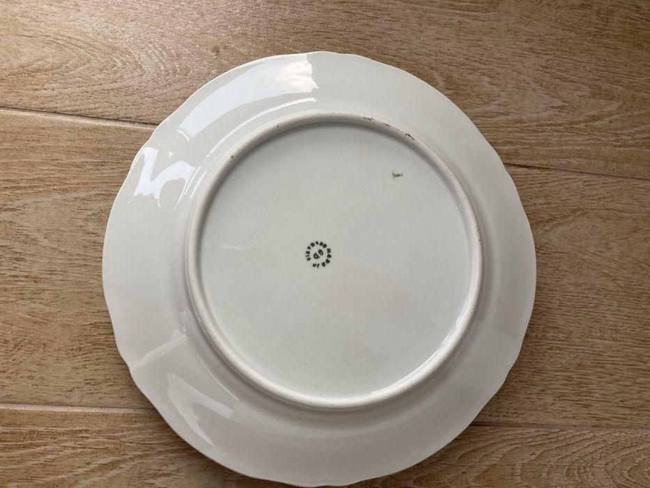 Сервиз 4 части Български порцелан 1во качество