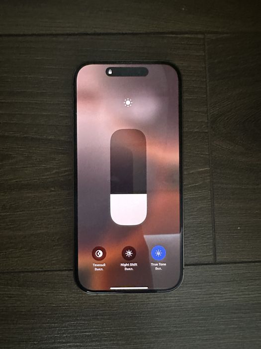 Iphone 16 pro 256 gb 92 % akb