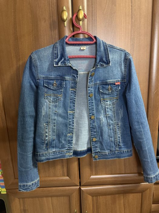 Джинсовка / джинсовая куртка