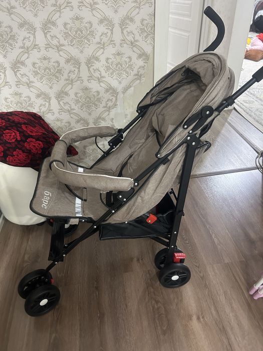 Срочно коляска продам