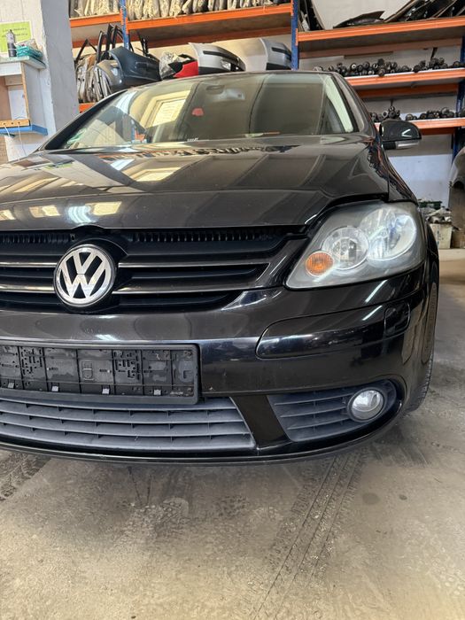 Bara spoiler fata cu proiectoare spalatoare VW Golf 5 Plus Neagra negru LC9Z