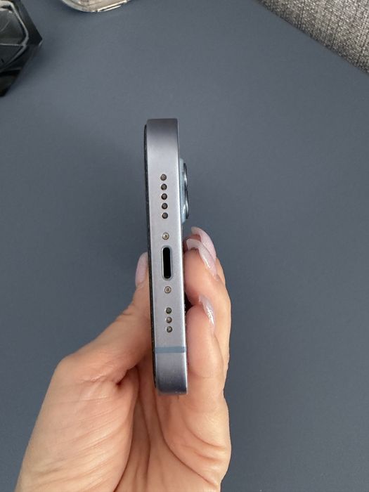 Продам Iphone 14 256ГБ