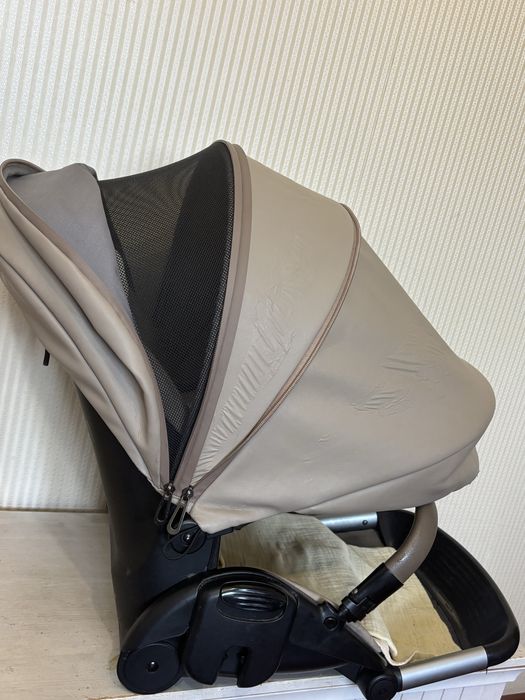 Коляска  продается.