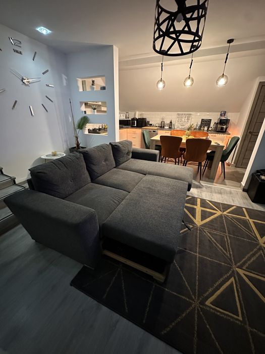 Canapea extensibila gri inchis