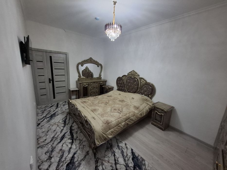 56 kv/m kvartira sotiladi