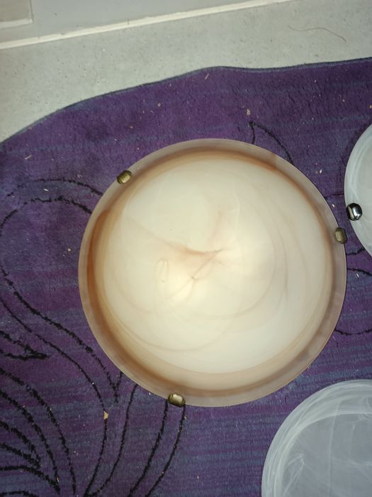 Lampi plafoniere tavan cu un bec si cu doua