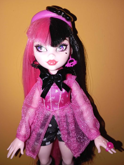 Кукла Monster High. Draculaura.