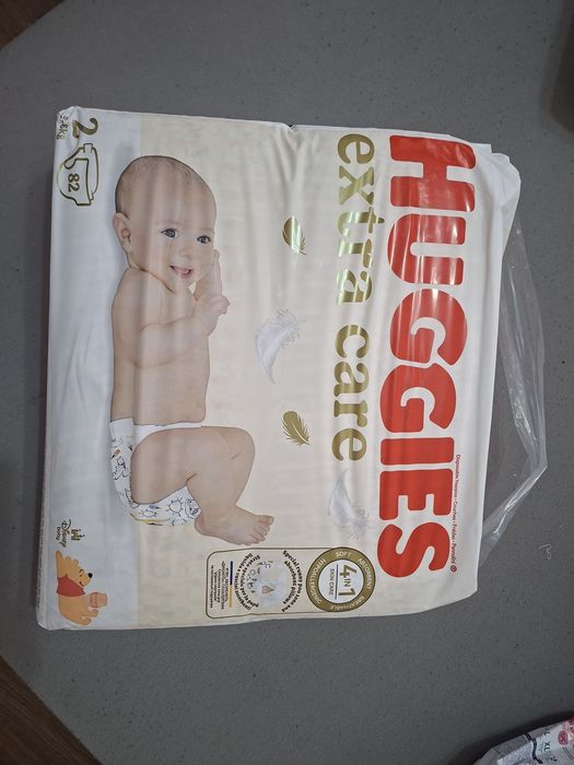 Huggies extra care размер 2 82 броя пелени