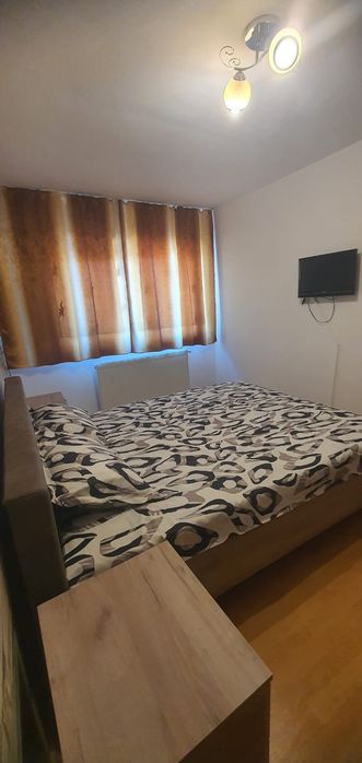 Apartament de închiriat,2 camere