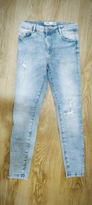 Страхотни, запазени модели дънки Fishbone Sister