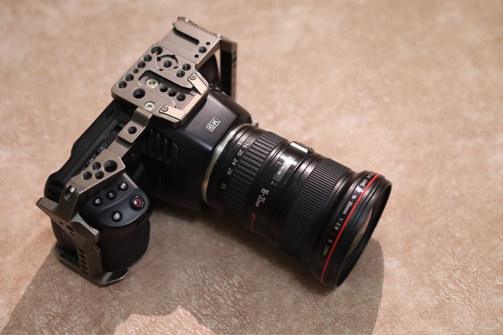 Продам Blackmagic Pocket Cinema Camera 6K (EF Mount)