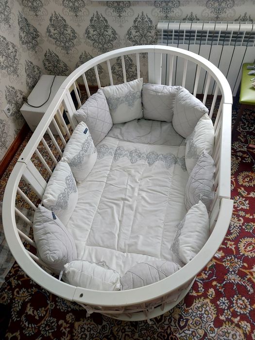 Bolalar kravati sotiladi