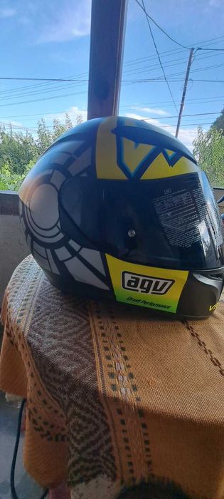 AGV мото каска чисто нова