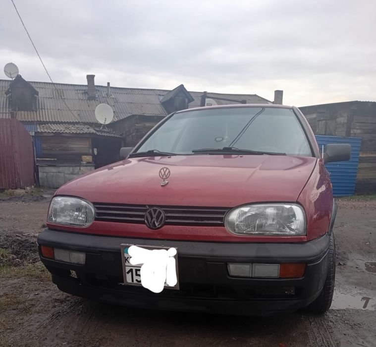 Продам гольф 3. 1.8